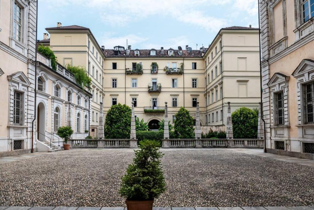 Art Heaven-suite Graneri In Centro *